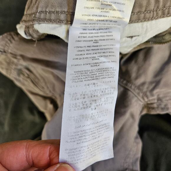 Guess Men's Cargo Shorts Size 32 Outdoors Gorpcore Utility - Picture 7 of 10